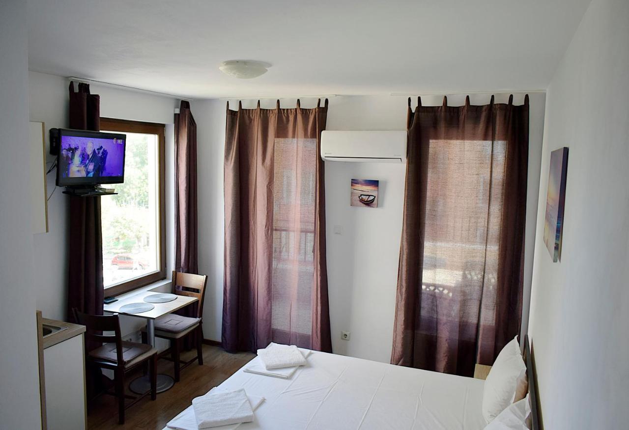 Flora Beach Burgas City Exterior foto